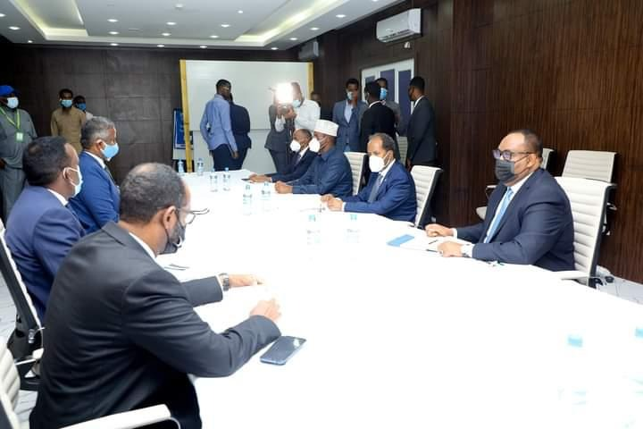 Meeting between Ahmed Madobe, Deni and the Union of Candidates in Mogadishu