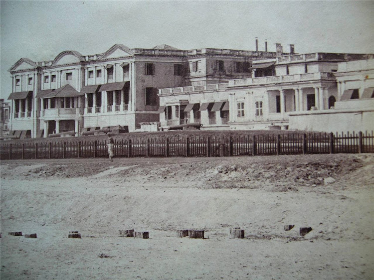 Madras (Chennai) Cityscape, Fort St. George in Background - c1865 