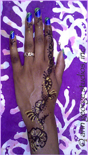 gilded henna tattoo for women of color
