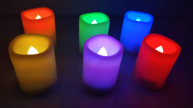 مصابيح على شكل شموع بألوان مختلفة للديكور -  6PC LED Candles light + Battery & Remote Control