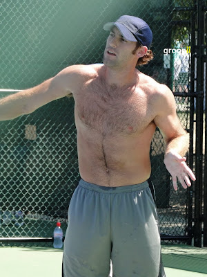 Robby Ginepri Shirtless at Cincinnati Open 2010