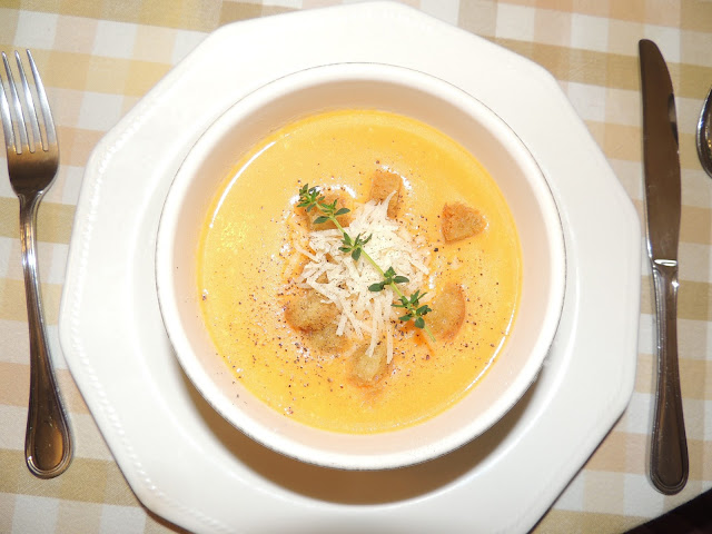 CREMA DE CALABAZA AL TOMILLO