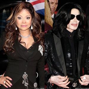 Irmã de Michael Jackson diz que espírito do cantor está assombrando seus filhos 