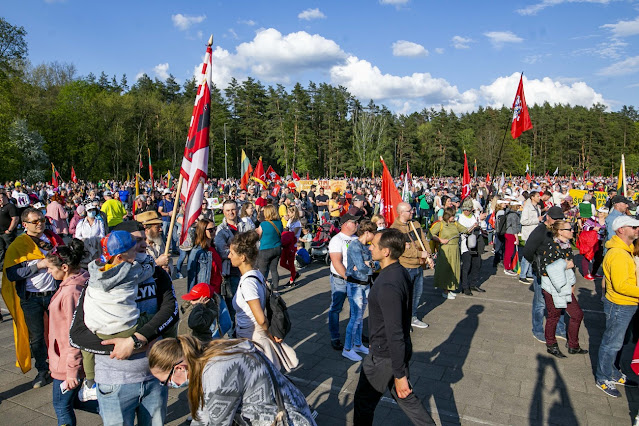 Большой марш в защиту семей