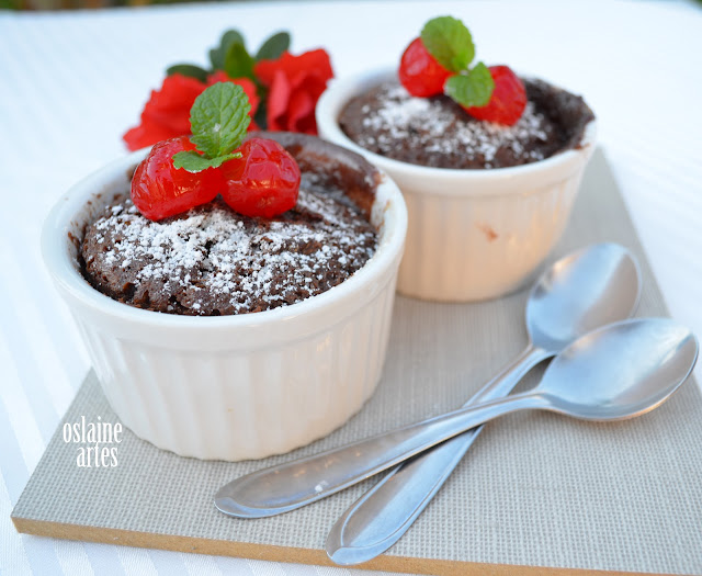 Bolinhos na Calda de Chocolate 