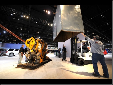 Autobot Bumblebee From "Transformers" Is Unloaded at GM Exhibit