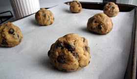 Big, Thick, and Chewy Chocolate Chip Cookies