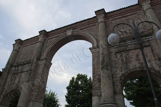 Fotografie Arco Porta Narzone - Cherasco