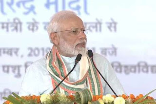 pm-starts-swachhta-hi-sewa-in-mathura