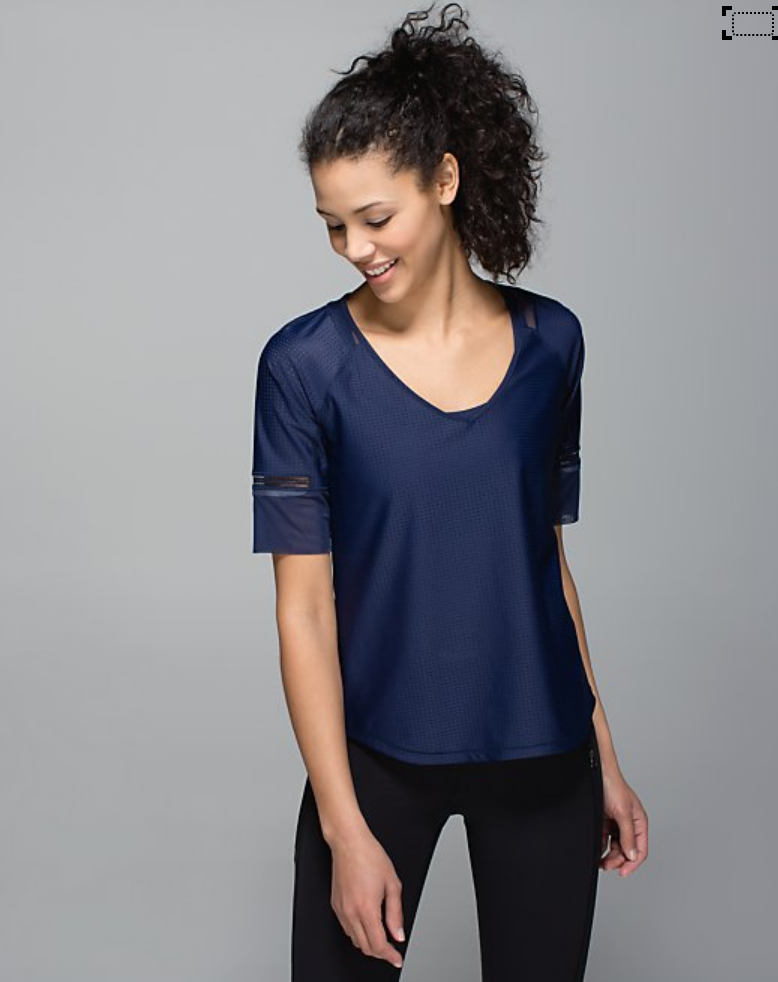 http://www.anrdoezrs.net/links/7680158/type/dlg/http://shop.lululemon.com/products/clothes-accessories/tops-short-sleeve/Var-City-1-2-Sleeve?cc=0014&skuId=3594568&catId=tops-short-sleeve