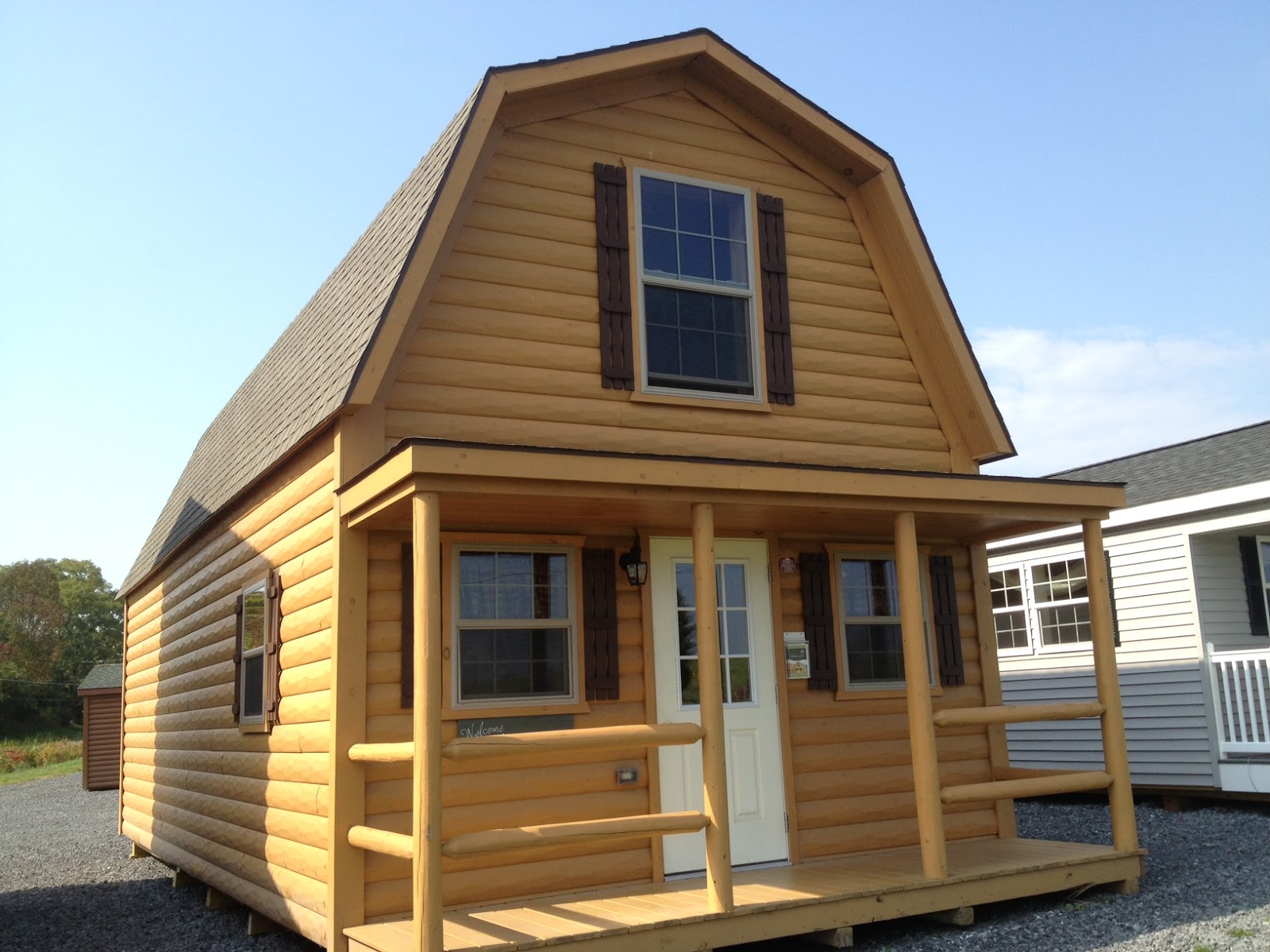 Small Scale Homes: Wood-Tex 768 Square Foot Prefab. Cabin
