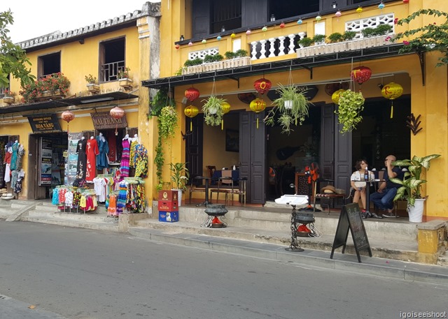 Many of the old houses in Hoi An had been converted into stores, cafes, restaurants and some into museums.