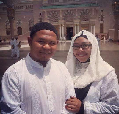 Gambar Taiyuddin Bakar selamat dinikahkan di Madinah