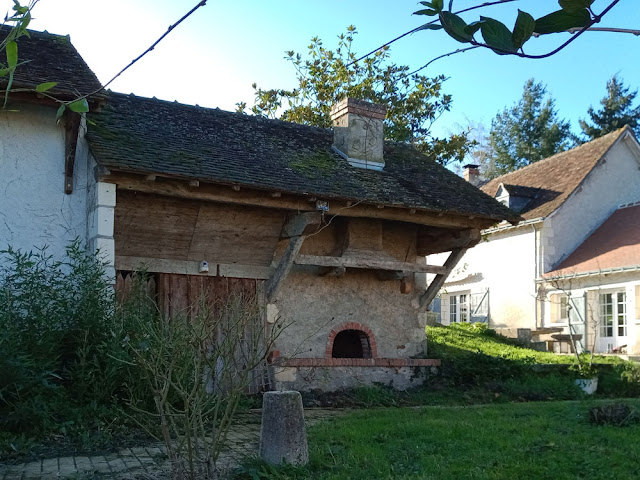 Old bread oven on a farm, Indre et Loire, France. Photo by Loire Valley Time Travel.