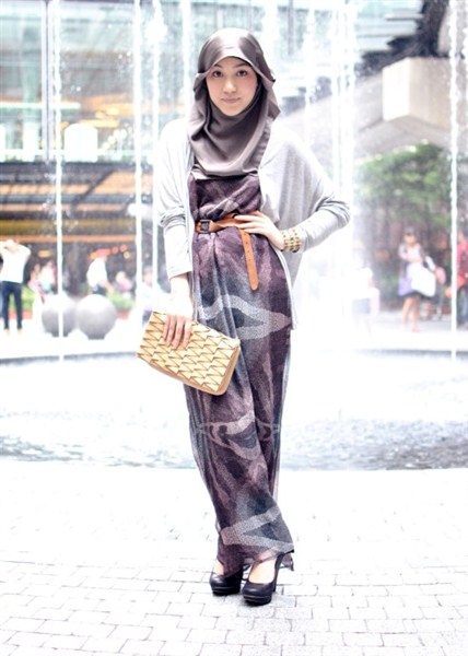 Trend Baju Muslim Pesta Simple Elegan Modern Terbaru
