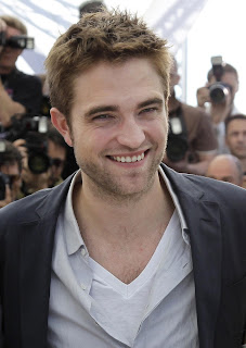 Robert Pattinson celeb hair style  images