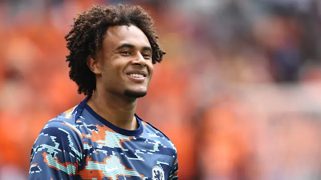 Transfer News: Zirkzee joins United, Klopp rejects USA job