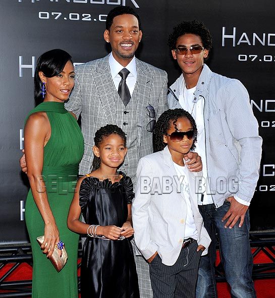 will smith and family. will smith family photo. will