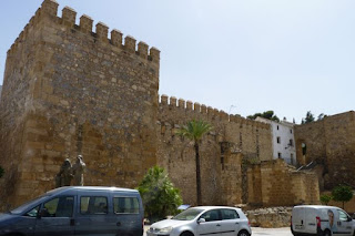 Antequera. Murallas de la Plaza del Carmen.