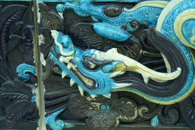 dragon bleu terre cuite chinoise