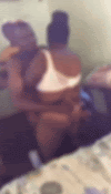 CASAL CONFUNDE COLA COM LUBRIFICANTE ÍNTIMO E ACABA COLADO EM SEXO; VÍDEO