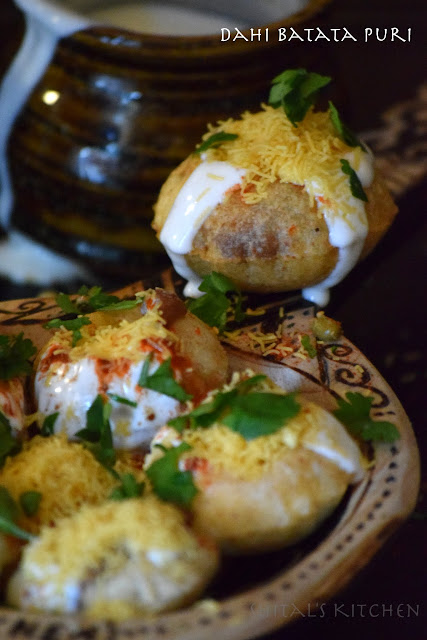 http://shitals-kitchen.blogspot.com/2017/01/dahi-batata-puri.html