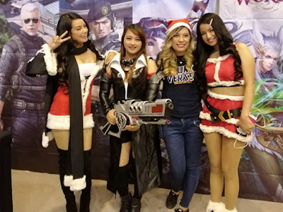 CABAL ambassadors roamed around the event area: Cabal Twins (Santa Coat and Cutie Santa Coat costumes) and Ghelai PH (Force Gunner)