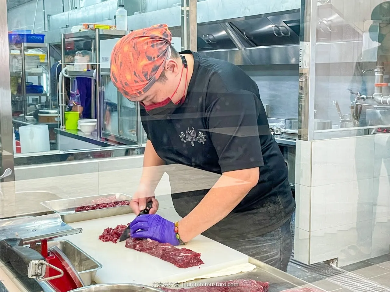 台南東區｜文章牛肉湯東寧旗艦店｜免排隊吃到人氣牛肉湯名店、東區宵夜時段的好選擇