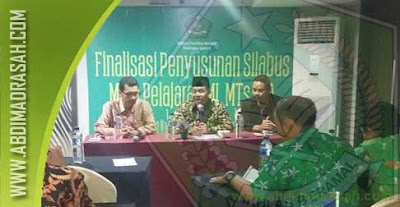 Finalisasi Penyusunan Silabus Dan RPP Mata Pelajaran Pada Madrasah