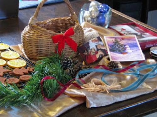 Gift Crafting For Yule