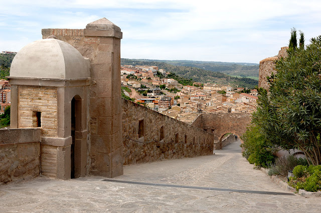 cardona castle catalonia travel guide 