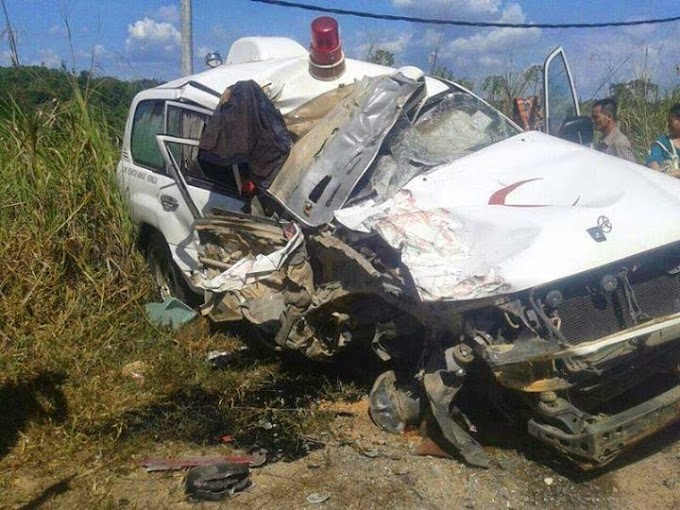 Foto Gambar Kemalangan Ngeri Ambulans dan Lori Besar di Jalan Sook-Keningau Sabah