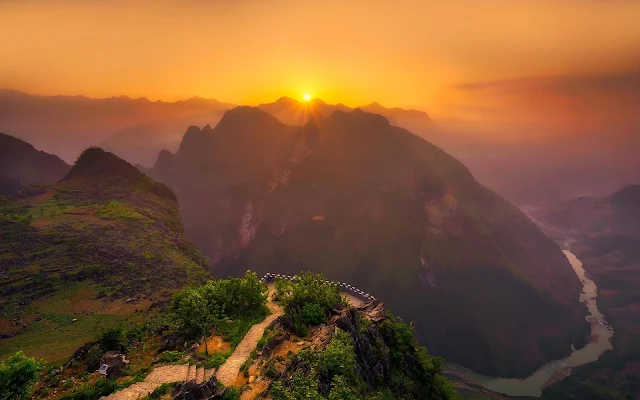 Free Vietnam Mountains Nature Landscape wallpaper. Click on the image above to download for HD, Widescreen, Ultra HD desktop monitors, Android, Apple iPhone mobiles, tablets. 