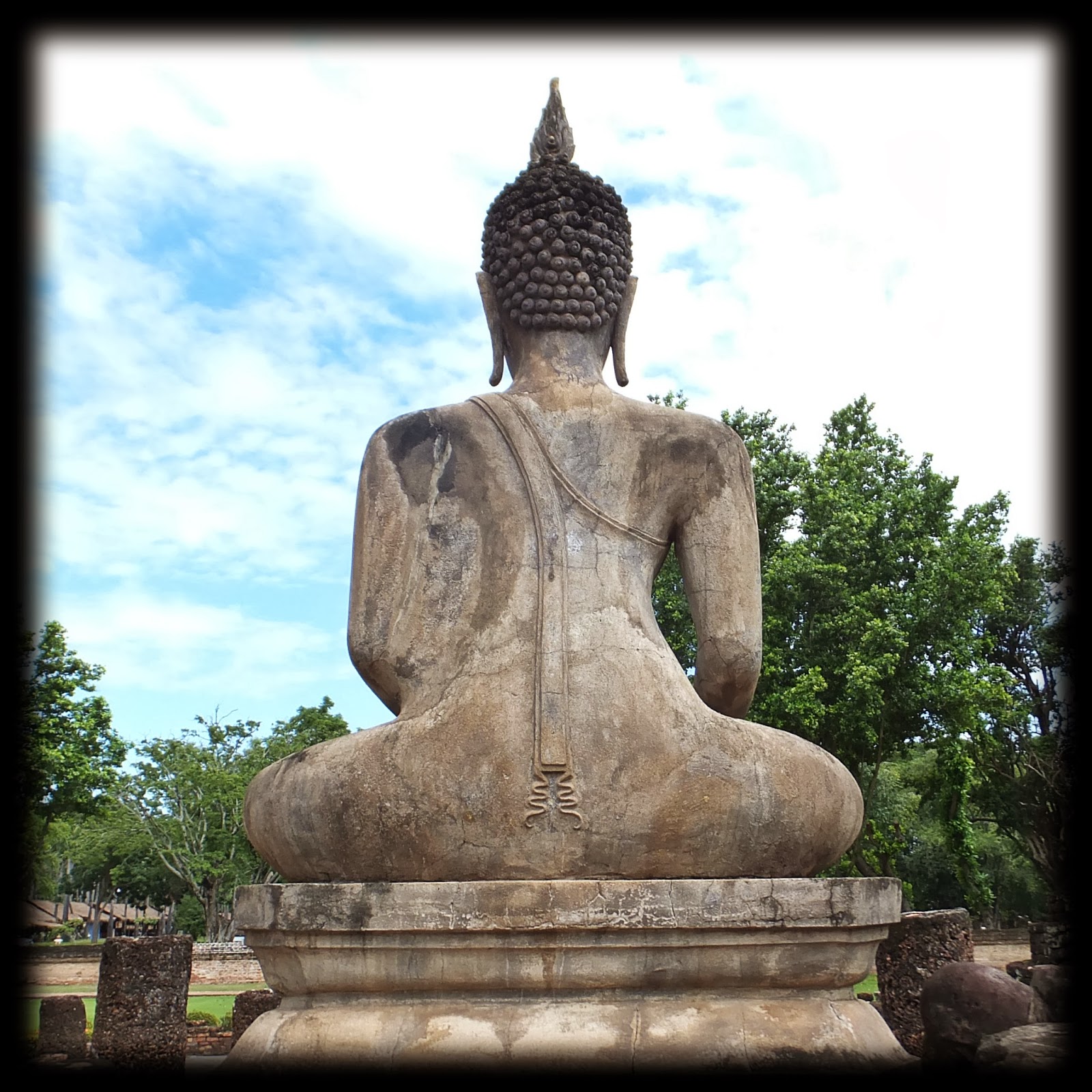 La volteretta: SUKHOTAI: UN BUDA EN EL ARMARIO