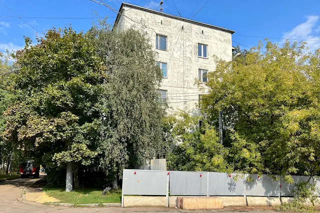 улица Введенского, бывший жилой дом 1968 года постройки