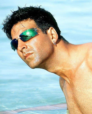 akshay wallpaper. Comedy man Akshay teams up