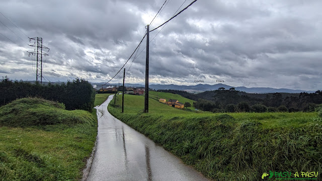 Bajando al Embalse por La Bardasquera