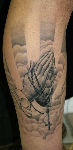 praying hands tattoos