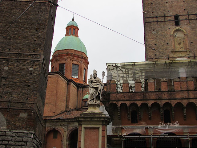 Bolonia con niños monumentos