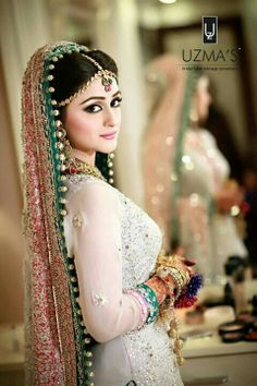 Pakistani Bridal Photo Shoot Poses - Oriental Women Style