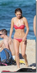 Samara-Weaving-Red-Bikini-Pictures-In-Sydney-06