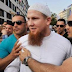 هل تعلم من هذا الرجل ؟؟؟ هذا الرجل عندما يسير في شوارع المانيا تهتز الارض من تحته!!