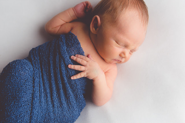 Lifestyle newborn photographer, Michelle Valantine Photography,  Norman, OK.