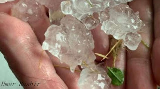 A yellow weather warning has been issued in most England, Scotland, and East Wales since the June heatwave was ending.   The weather changed Friday evening in northern England after temperatures reached 30 degrees for three days.    Leeds and Sheffield are places to see rocks up to 4 cm with torrential rain.