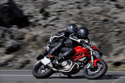 2012 Ducati Monster 1100 EVO