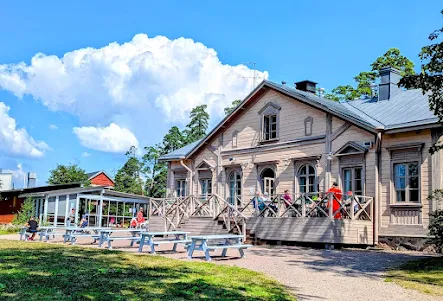 Mustasaari, Helsinki