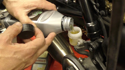 Motorcycle maintenance - adding brake fluid 