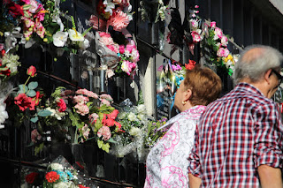 Día de Todos los Santos en el cementerio de San Vicente