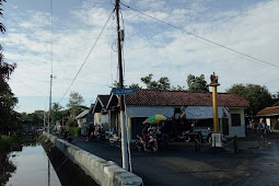 Pasar Candi Karanganyar Kebumen,  Tempatnya Belanja Murah, Lengkap dan Nyaman