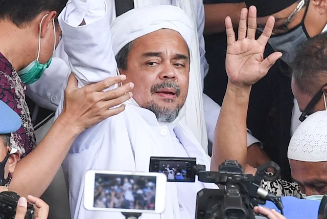 Sama-sama Ditahan Bareskrim, Habib Rizieq Takut akan 'Di-Maaher-kan'